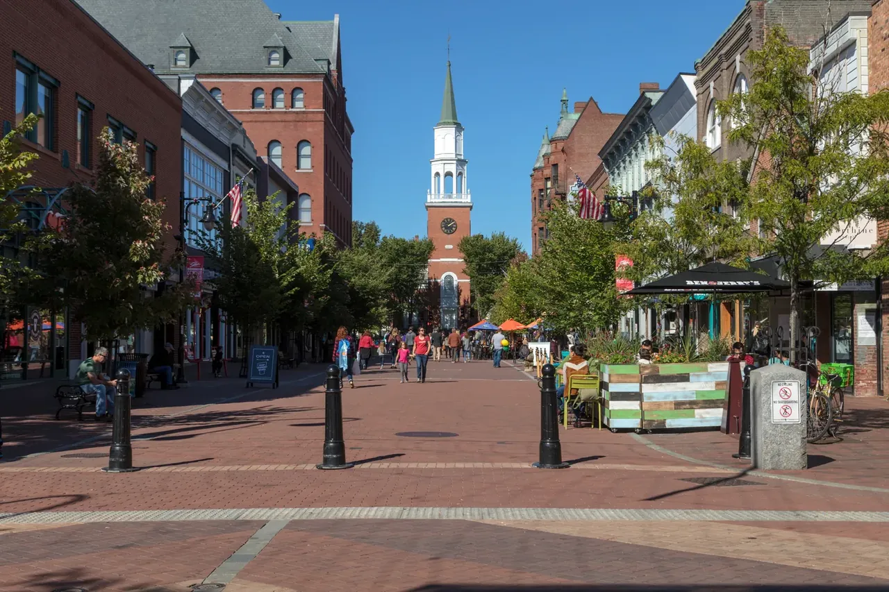 View of the Burlington Marketplace, a blocks-long pedestrians-only shopping and entertainment street in downtown Burlington, Vermont.