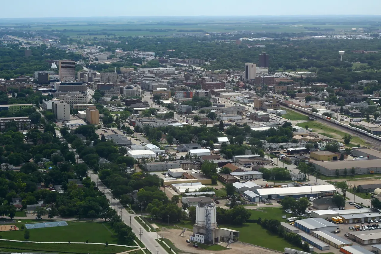 Downtown Fargo Aerial - Facing Southeast (51009704407).jpg — Fargo, ND